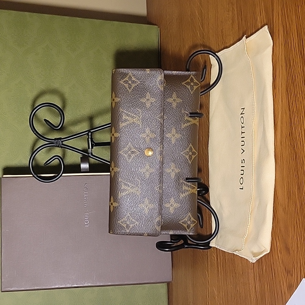 Louis Vuitton Monogran Canvas Porte Tresor International Wallet